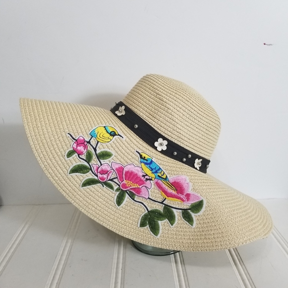 Floopy Straw Hat Womens Wide Brim Floral Vine Bird Applique Resortwear Beach main image 10